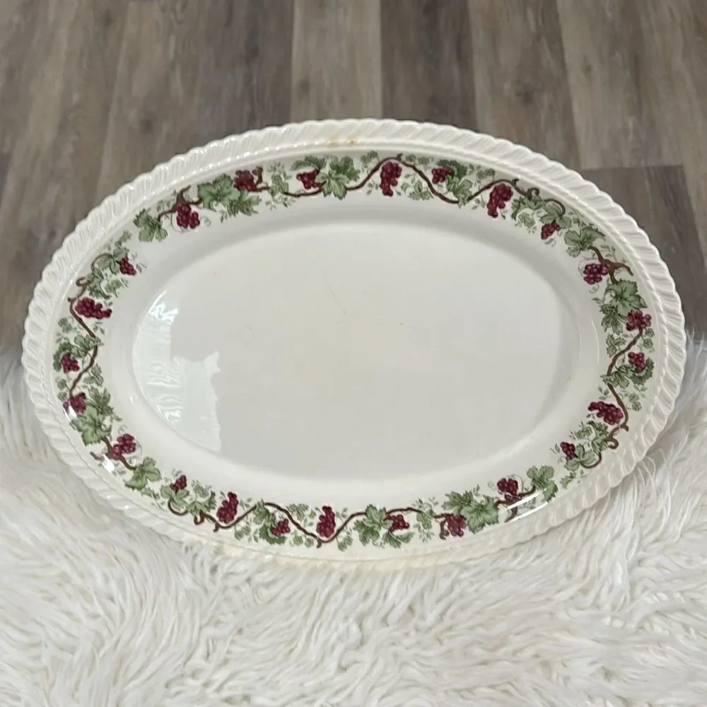 HARKER OLDEST POTTERY BARN ROYAL GADROON VINTAGE PLATES